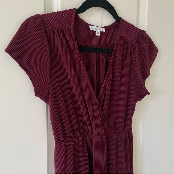 Baltic Born Athena Pleated Short Sleeve Mulberry Maxi Dress Size XS - Picture 5 of 14